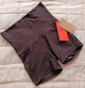 H&M, nowe legginsy do jogi, kolor czekolada, cudo