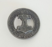 duża nordycka przypinka Mjolnir // Młot Thora