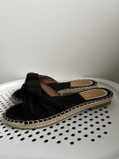 Czarne klapki z kokardkami Jenny Fairy