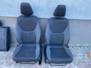 Siedzenia fotele kanapa oparcie toyota yaris 4 IV mazda 2 II