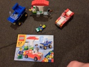 LEGO 5898 - Stacja paliw i pojazdy (4-7 lat)