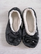 buty 2 pary kapcie cekiny czarne klapki r. 32 / 33