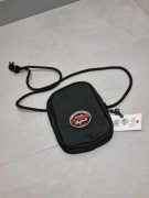 Saszetka na telefon Lee Cooper