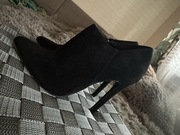 DeeZee - Zamszowe zgrabne 37 Jak Nowe