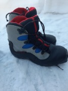 Buty do nart biegowych 23.5 cm r 37