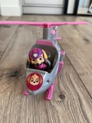 Sky wraz z helikopterem 