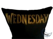 Poduszka dekoracyjna WEDNESDAY ADDAMS Nevermore