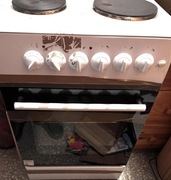 Kuchenka elektryczna z piekarnikiem MPM -52 -KEE -07