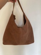 Torebka zamszowa brąz hobo Nowa 