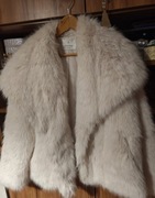 Kurtka sztuczne futerko białe ecru do ślubu i nie tylko