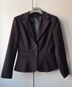 Czarny żakiet 36 - klasyka i elegancja w jednym 