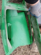 John deere lx178 i 188 maska połupiona elementy niekompletne