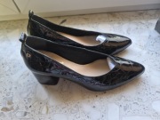Buty damskie szpilki czółenka rozmiar 40 Venezia czarne skóra nowe