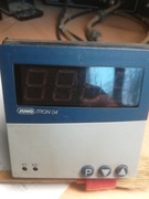 Jumo itron 04 termoregulator