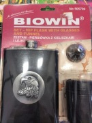 Zestaw piersiówka z kieliszkami i lejkiem