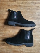 Tommy Jeans zamszowe sztyblety roz. 41