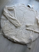 Stradivarius biała ażurowa bluza z długim ozdobnym rękawem koronkowa xs s