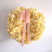 Wianek dekoracyjny na drzwi hortensje premium XL 40 cm 