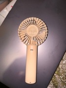 Przenośny Wiatrak WENTYLATOR ręczny USB 4,5m/s