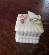 Mała szkatułka z motylkiem (800)