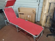 Bardzo mocny, wygodny leżak z osłoną przeciwsłoneczną 193x55x31