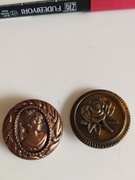 Dwa guziki w stylu Marii Antoniny 