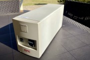 Zasilacz awaryjny APC Back-UPS 600