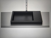 umywalka nablatowa-firmy  ROCA z kartonem 