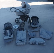 Wózek Roan Bloom 3w1 (gondola, spacerówka, fotelik samochodowy)