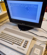 Oryginalny zasilacz Commodore C64, stan bdb, sprawny w 100%.