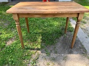 Drewniany stolik