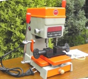 Maszyna FREZARKA, KOPIARKA dorabiania kluczy NOWA