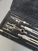 Precyzyjny zestaw kreślarski 1