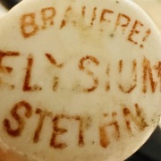 Stary poniemiecki kapsel z browaru stetin