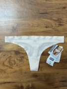 Stringi bezszwowe majtki Thong seamless FF rozmiar 34 XS