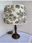 Stylowa bardzo piękna Zabytkowa Wiklinowa Lampa