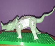 LEGO DINOZAUR TRICERATOPS