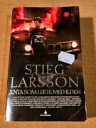 Jenta Som Lekte Med Ilden Stieg Larsson