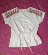 biała bluzka boho aztecki indiański wzór wiązana w pasie M / L