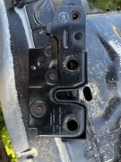 Zamek maski duży grill Audi a3 8p 3d 2.0 fsi 03-08r