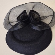 Fascynator, ozdoba do włosów 