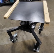 Stół do prac rzeźbiarsko- literniczych