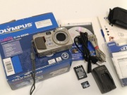 Aparat cyfrowy OLYMPUS C-70 7 mpx x5 vintage retro MANUAL CCD jak NOWY