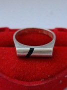 Pierścionek SREBRNY punca 800 czarny pasek rozmiar 13