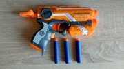 Pistolet NERF firestrike ELITE + 3 strzałki