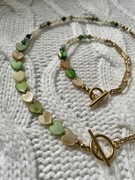 Naszyjnik i bransoletka złote z sercami z masy perłowej i agatu  