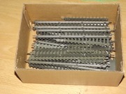 tory proste i łuki HO na podkładzie tekturowym 65szt