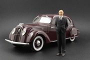Gustaf Larson Figurka 1:18 Volvo PV 544 Revell
