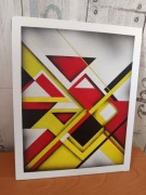 Symetryczna grafika malowana aerografem.