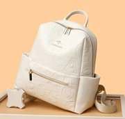 Nowy plecak damski. Przegródki. Kieszonki. Wyjątkowy. Kolor KREMOWY 